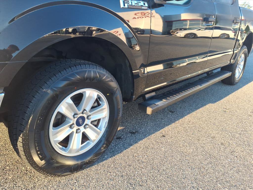 Used 2018 Ford F150 XLT AWD/4WD image 9