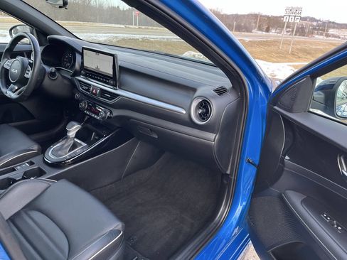 Used 2023 Kia Forte GT-Line w/ GT-Line Premium Package image 34