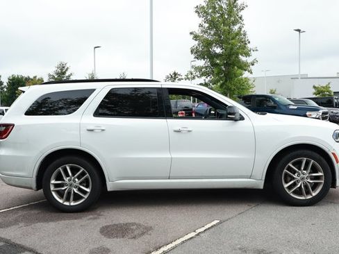 Used 2024 Dodge Durango GT RWD image 3