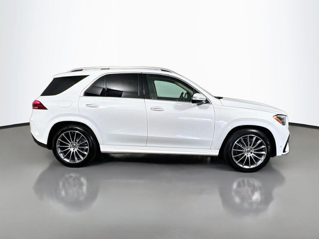 Used 2024 Mercedes-Benz GLE 350 4MATIC image 2