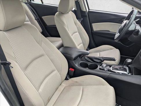 Used 2015 MAZDA MAZDA3 i Touring image 19