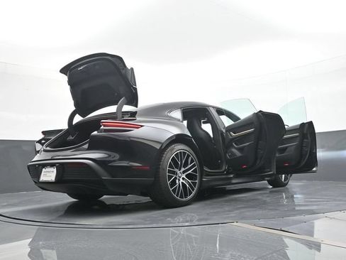 Used 2023 Porsche Taycan w/ Premium Package RWD image 26