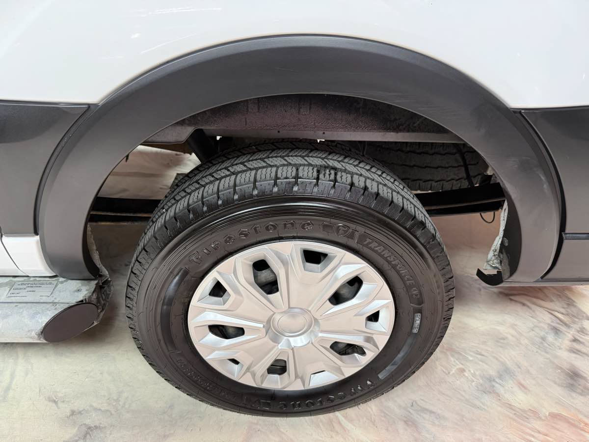 Used 2020 Ford Transit 250 Low Roof w/ Exterior Upgrade Package RWD image 33