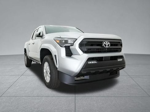 Used 2026 Toyota Tacoma SR5 RWD image 33