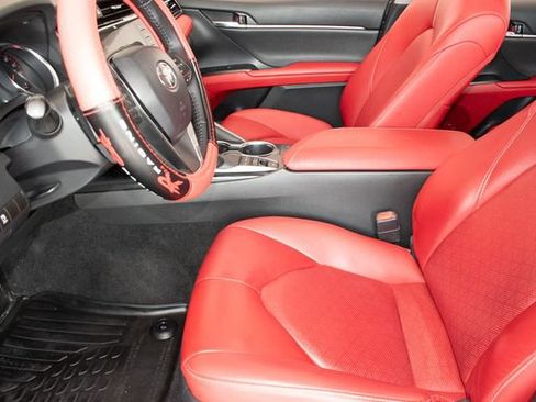 Used 2019 Toyota Camry XSE FWD image 19