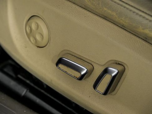 Used 2015 Audi A4 2.0T Premium Plus w/ Technology Package image 23