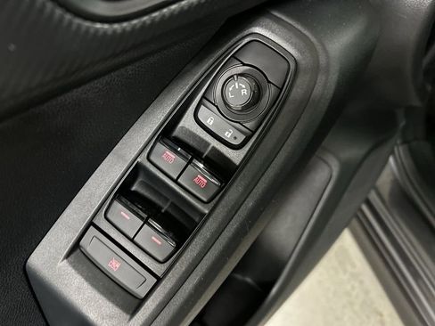 Certified 2024 Subaru Crosstrek 2.0i Premium image 16