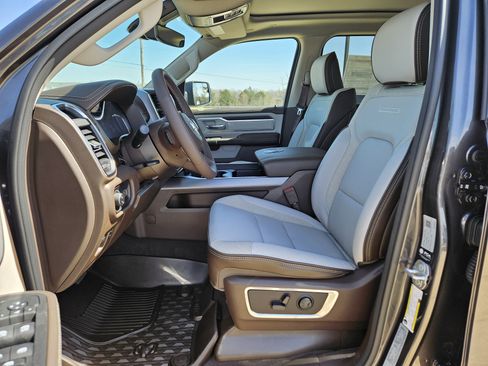 New 2026 RAM 1500 Laramie image 15
