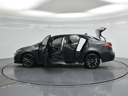 Used 2026 Toyota Corolla SE FWD image 30