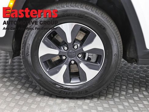 Used 2022 Jeep Grand Cherokee Limited 4xe AWD/4WD image 38