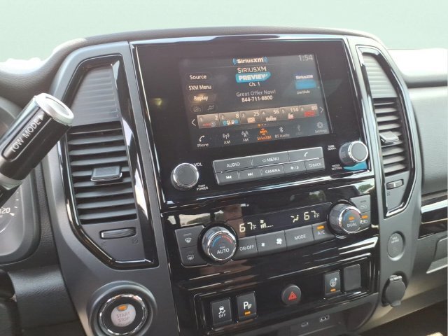 Used 2024 Nissan Titan SV w/ SV Bronze Edition Package AWD/4WD image 27