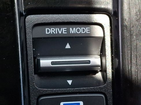 Used 2024 Honda Accord Touring image 27