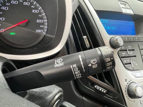 Used 2013 Chevrolet Equinox LS AWD/4WD image 23