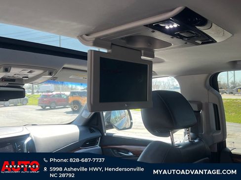 Used 2016 Cadillac Escalade Premium image 26