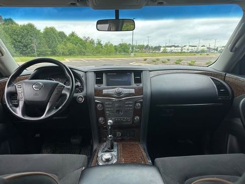 Used 2017 Nissan Armada SV AWD/4WD image 9
