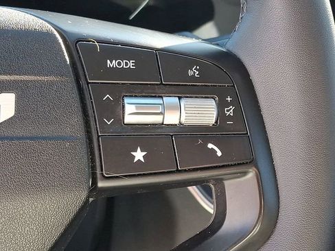 Certified 2025 Kia K4 EX image 23