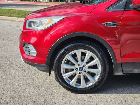 Used 2019 Ford Escape SEL FWD image 8