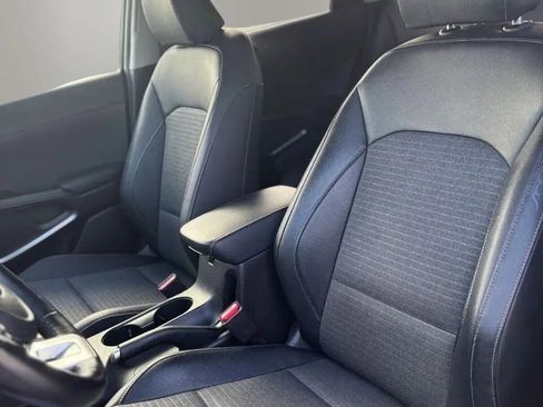 Used 2020 Kia Soul EX FWD image 17