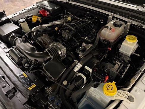 Used 2022 Jeep Gladiator Overland w/ Popular Equipment Package image 42