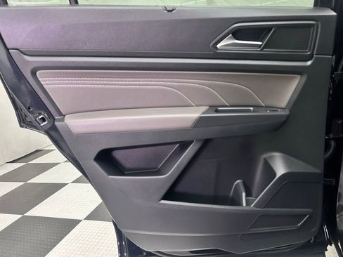 Used 2021 Volkswagen Atlas SE image 19