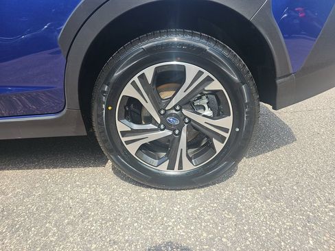Used 2024 Subaru Crosstrek 2.0i Premium AWD/4WD image 27