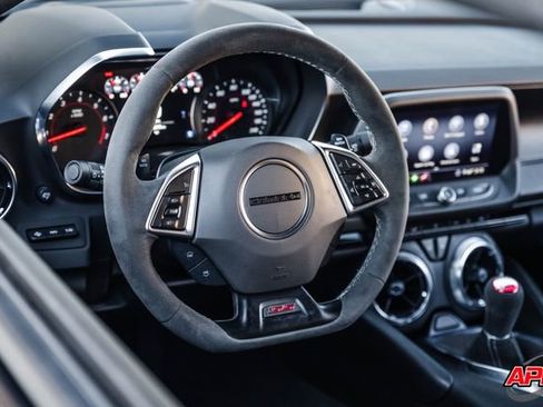 Used 2020 Chevrolet Camaro SS image 6