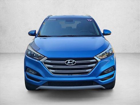 Used 2017 Hyundai Tucson Limited AWD/4WD image 2