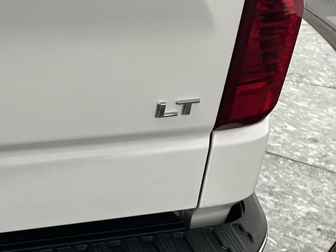 Certified 2022 Chevrolet Silverado 1500 LT image 34