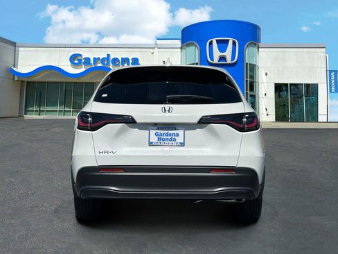 New 2027 Honda HR-V LX image 5