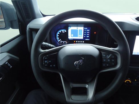 Used 2021 Ford Bronco 4-Door w/ Sasquatch Package image 13