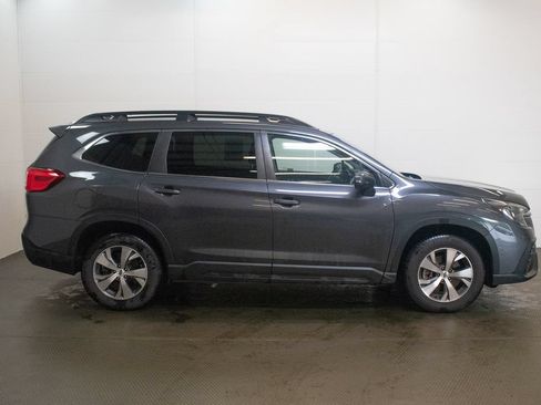 Used 2023 Subaru Ascent Premium w/ Convenience Package AWD/4WD image 3