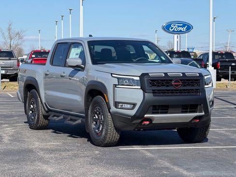 New 2026 Nissan Frontier Pro-X image 2