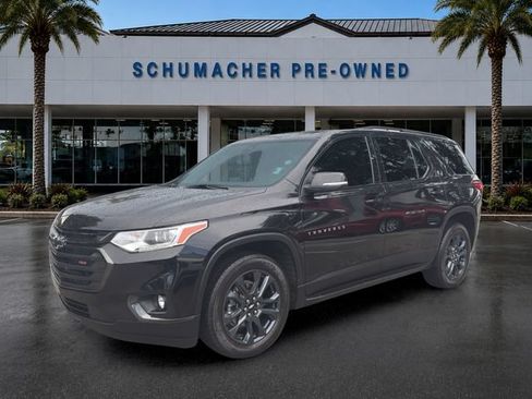 Used 2021 Chevrolet Traverse RS FWD image 3