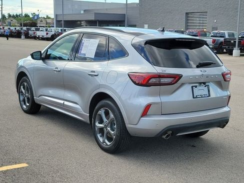 Used 2024 Ford Escape ST-Line w/ Tech Pack #1 AWD/4WD image 3