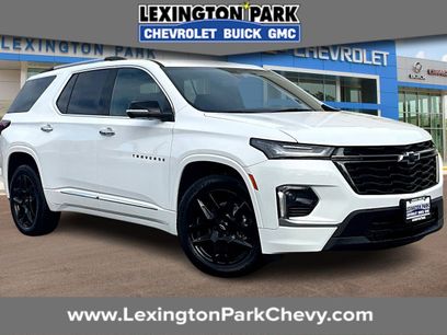 Used 2022 Chevrolet Traverse Premier w/ LPO, Blackout Package