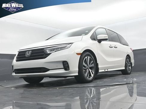 Used 2023 Honda Odyssey Touring image 19