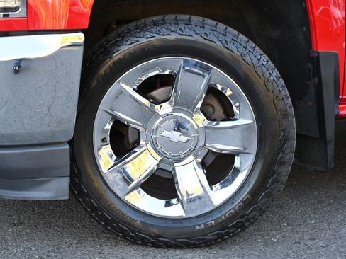 Used 2018 Chevrolet Silverado 1500 LTZ w/ Sport Package image 10