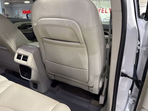 Used 2024 GMC Terrain Denali w/ Denali Premium Package image 37