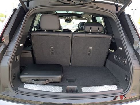 New 2026 Cadillac Vistiq Luxury image 24