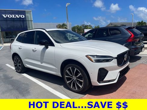 Used 2023 Volvo XC60 B5 Plus w/ Protection Package Premier AWD/4WD image 4