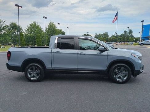 Certified 2023 Honda Ridgeline RTL image 3