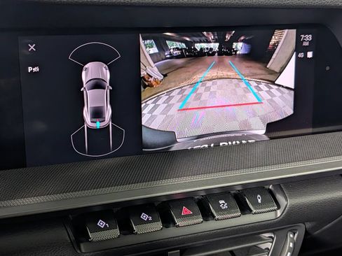Certified 2025 Porsche 911 Carrera RWD image 30