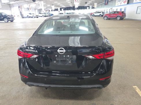Used 2025 Nissan Sentra SV w/ All-Weather Package FWD image 4