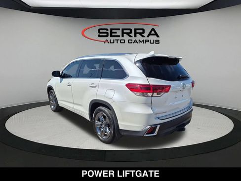 Used 2019 Toyota Highlander Limited AWD/4WD image 11