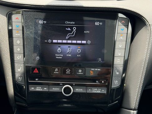 Used 2022 INFINITI QX50 Essential FWD image 18