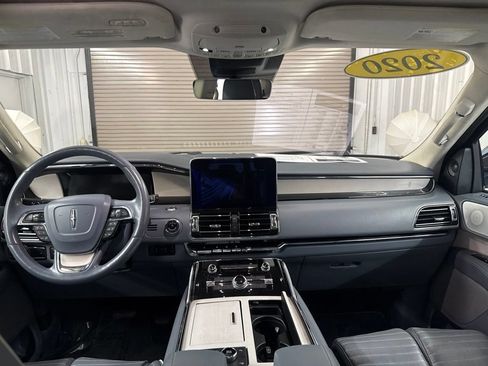 Used 2020 Lincoln Navigator L Black Label AWD/4WD image 16