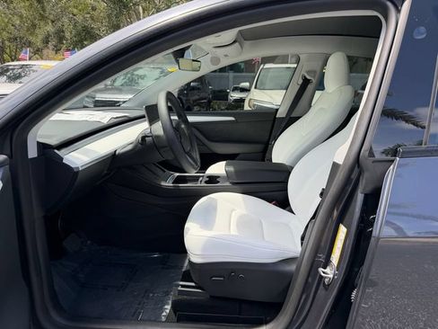 Used 2023 Tesla Model Y Long Range AWD/4WD image 10