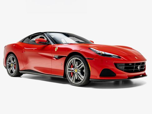 Used 2023 Ferrari Portofino M RWD image 8
