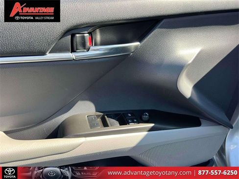 Certified 2022 Toyota Camry LE image 19