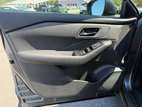 New 2026 Nissan Rogue S image 10